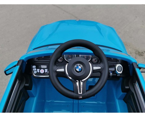 Электромобиль BMW X5M