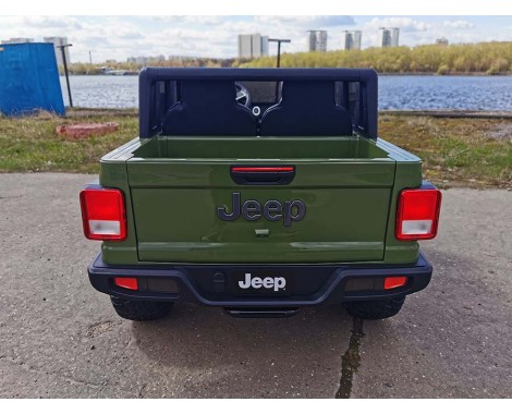Двухместный джип Jeep Rubicon 6768R